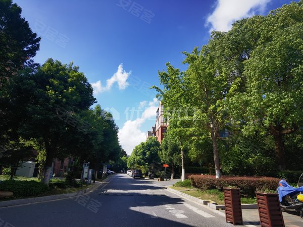 3室 押三付一 风景英伦 140平 电梯房 精装 随时看房,玉山租房-昆山58