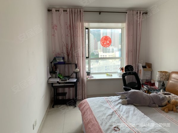 正规三室 阳光充足,盛业丰景苑二手房,388万,3室2厅,2卫,171平米-兰州