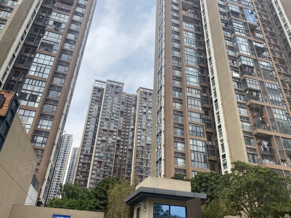 广州黄埔南岗佳兆业城市广场南岗万达旁电梯小区四房三卫 南北通透