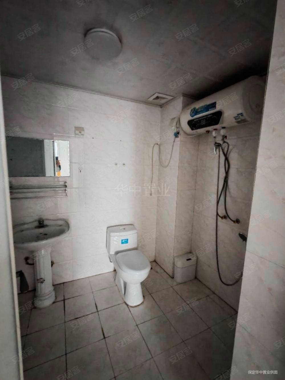 朗月蓝庭2室2厅1卫100㎡南北57万