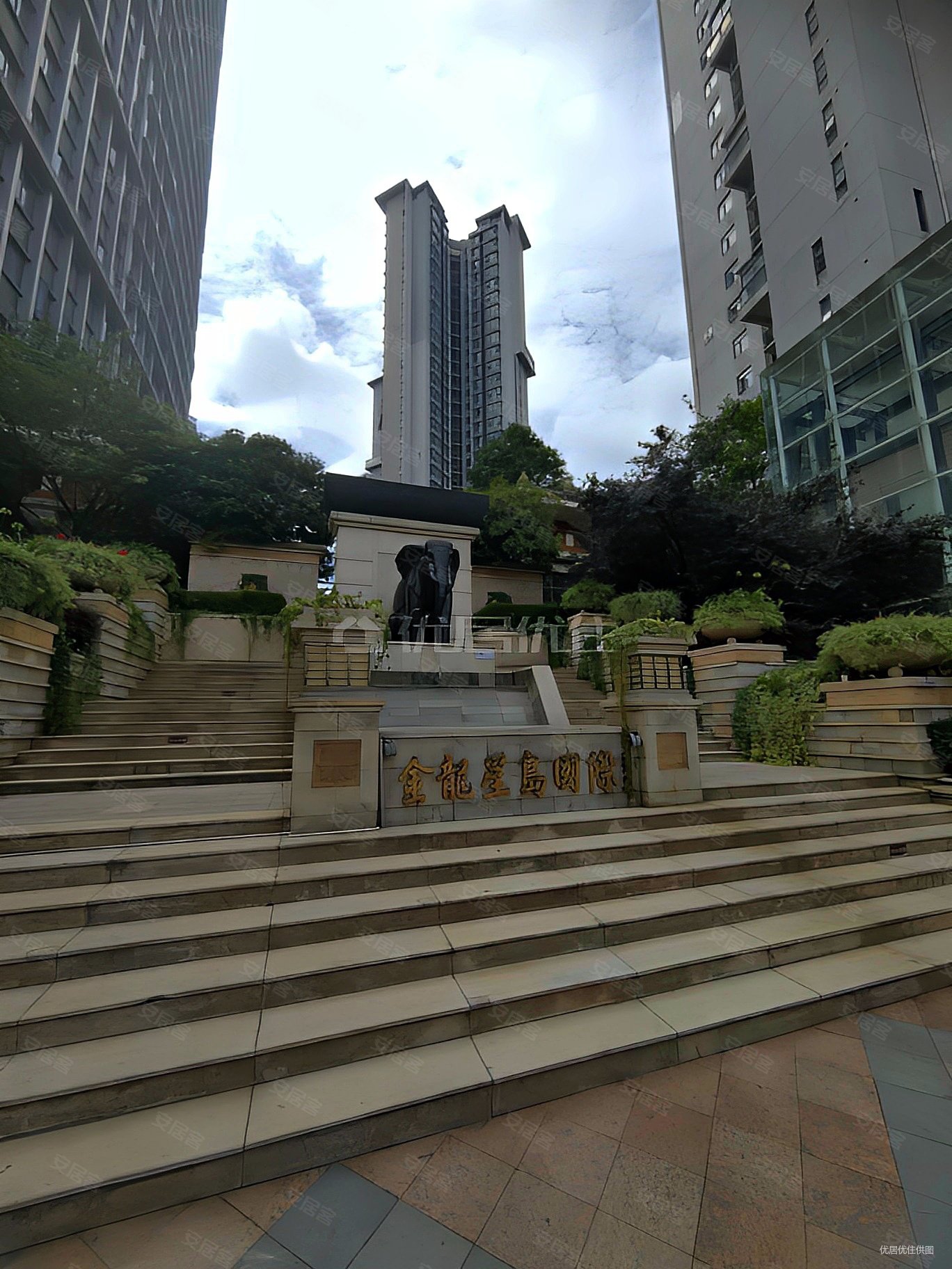 贵阳房产网>贵阳二手房>云岩二手房>三桥二手房>金龙星岛国际>