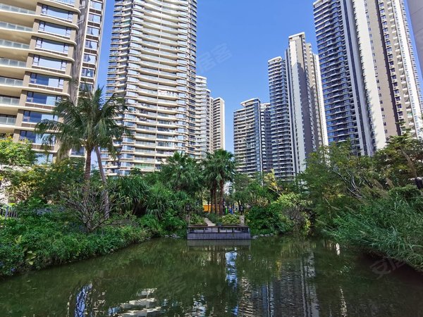 珠海横琴湾仔华发峰景湾华发峰景湾  南向3房 看小区园景 安静出租