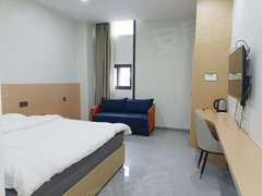 巴中巴州老城整租！独门独户带独立卫生间，家电齐全，可短租长租月付。无中介出租房源真实图片