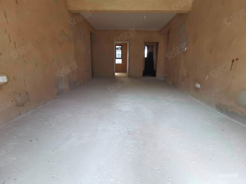 安宁   校旁 中梁华府 跃层3房送房  奇房源