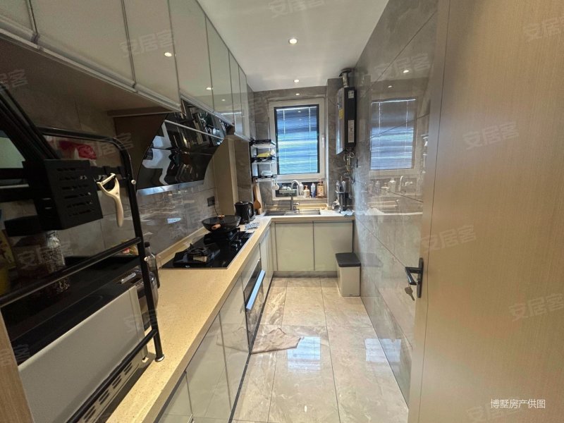 融创东方御园 南北通透 精装好房 次新房 商品房 双卫格局