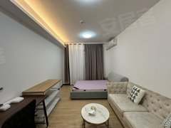 大亚湾大亚湾龙光德州城龙光城珑寓，单间1250，看花园干净整洁，可月付实地拍摄出租房源真实图片