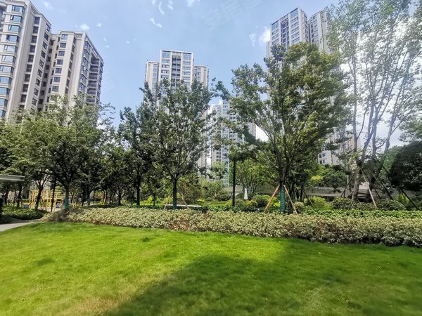 重庆渝北礼嘉御璟湖山雲极渝北区 御璟湖山云极 三房 2800元月出租