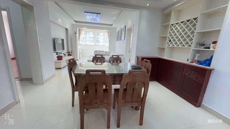 急售南洲花园飞机户型123平3室2卫带车库仅998万