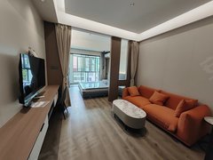 台州路桥中盛广场，月河南街22号楼上，中盛百货边上，带阳台出租房源真实图片