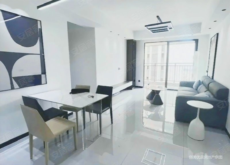 嘉鸿新城博雅府~朝向南~温馨3居室~素质住户~诚意出售