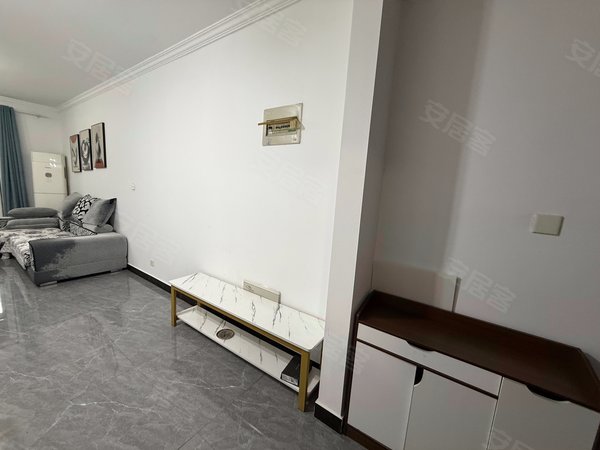 海宁长安镇农发区康桥名园康桥名园精装大2房出租 家电齐全 随时可以看房出租房源真实图片