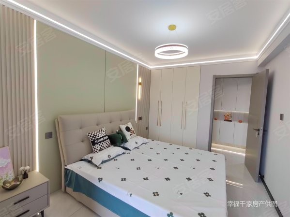 地铁口 三室 精装 看见的都送,爱丽香舍二手房,49.8万,3室2厅,1卫,71.