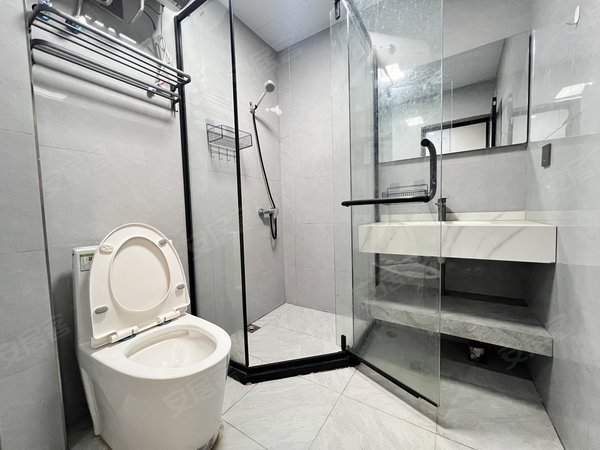 金华东阳东阳江北平川路351号楼平川路荷山菜场夜市 大单间 一室一厅 复试Logo 两室一厅出租房源真实图片