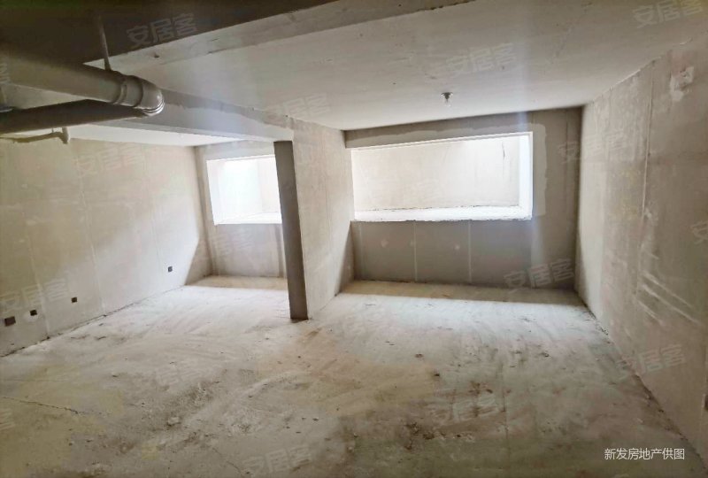 吉大英才吉大英才现房现房随时看房万科溪望荟一楼带花园带地下