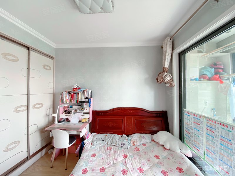 绿城玉兰广场春晓苑(玉兰广场一期)二手房,148万,2室1厅,1卫,85.