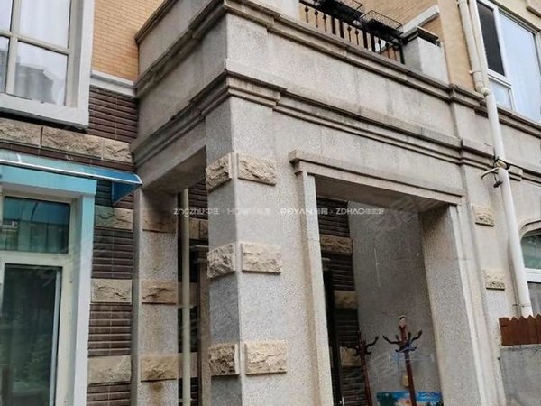 济南高新奥体中心中海奥龙观邸别墅中海奥龙观邸别墅 出租 南北朝向