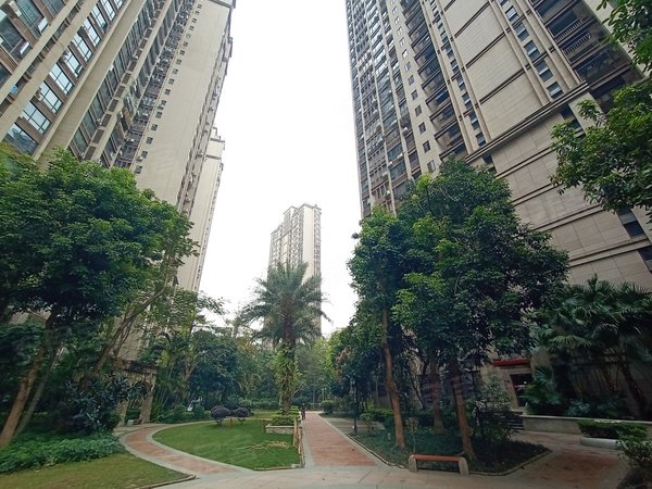 南宁青秀凤岭北凤岭山语城山语城精装2房,随时看房,拎包入住,可刀可谈