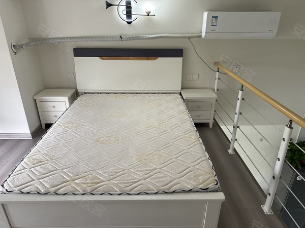 安庆宜秀光彩大市场恒大珺睿府(商住楼)七街弘扬广场!新市立医院旁 新出上下两层精装公寓,停车方便出租房源真实图片