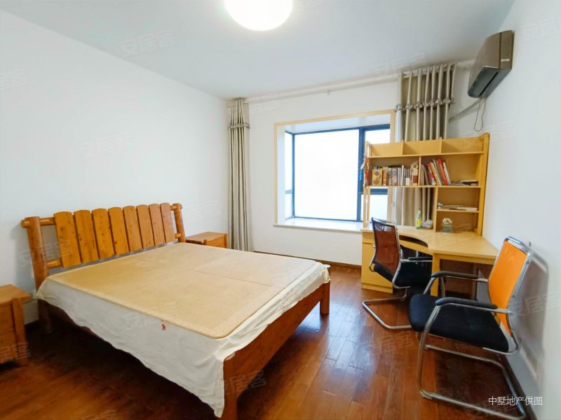 南湖春城5室3厅2卫16956平235万有钥匙随时看