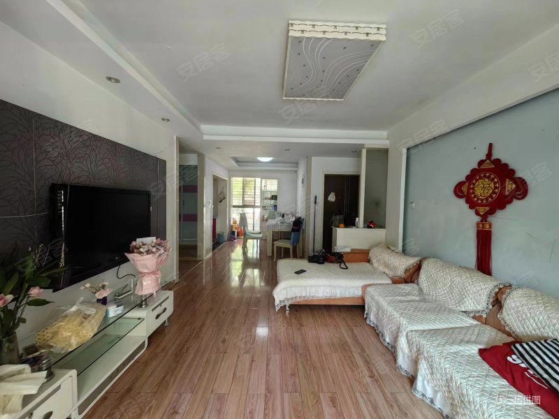 29中 五塘广场 地铁3号线  旭日景城一楼  采光充足