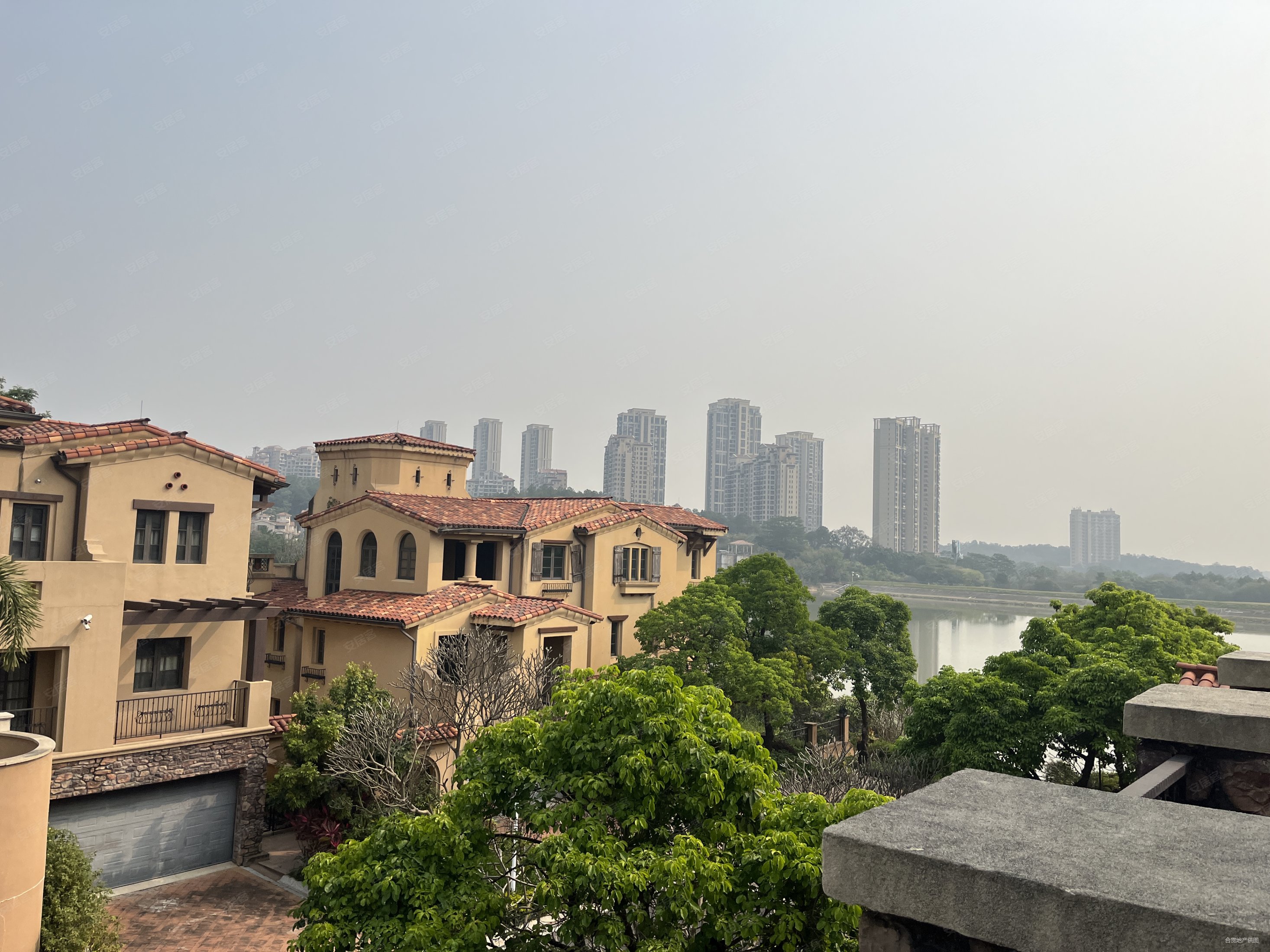 中信山语湖别墅