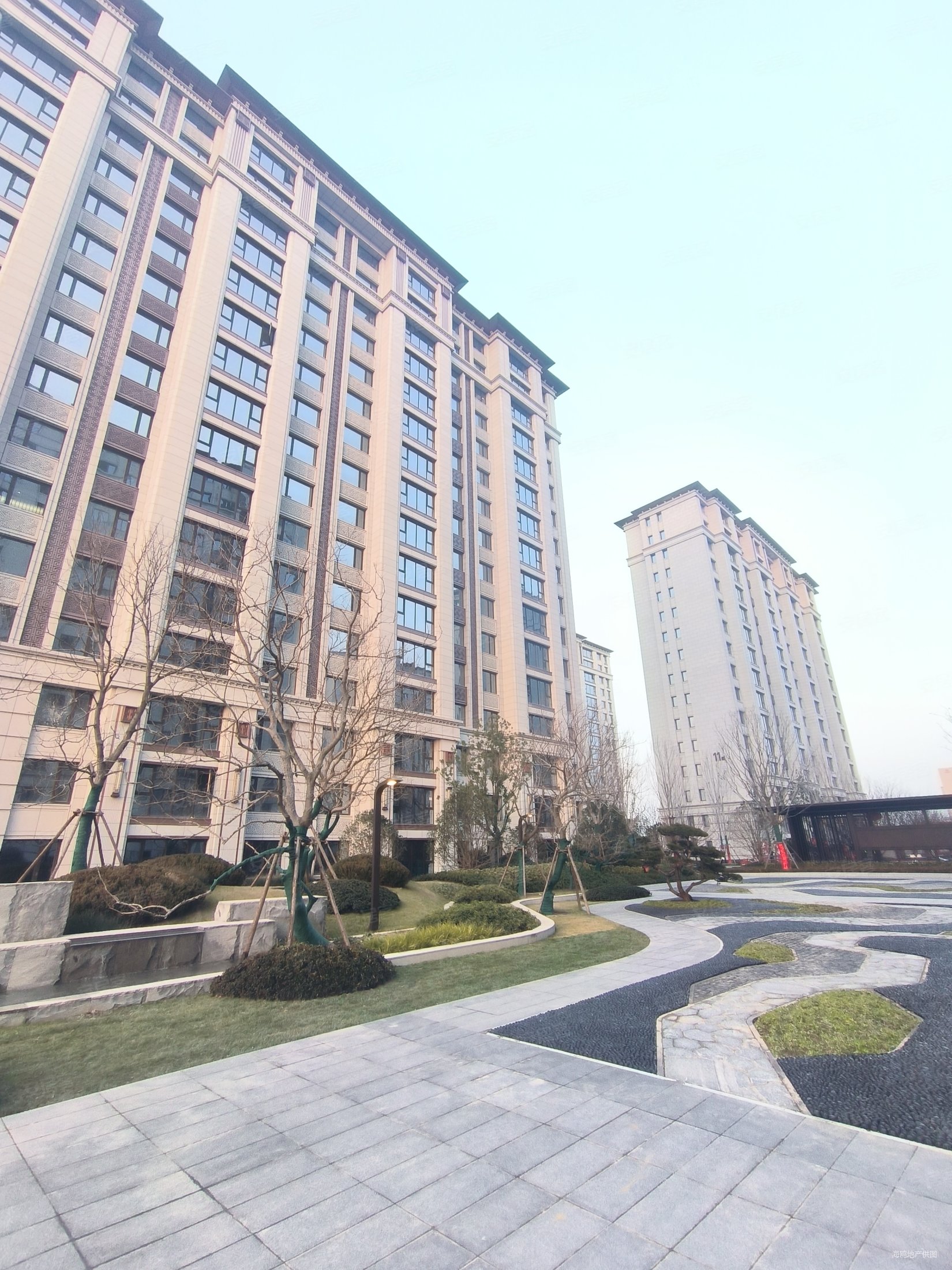 龙居华府4室2厅2卫122.26㎡南北218万