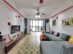 益阳赫山万达广场琨御府一期 精装大三房 1700月 包宽带 包物业出租房源真实图片