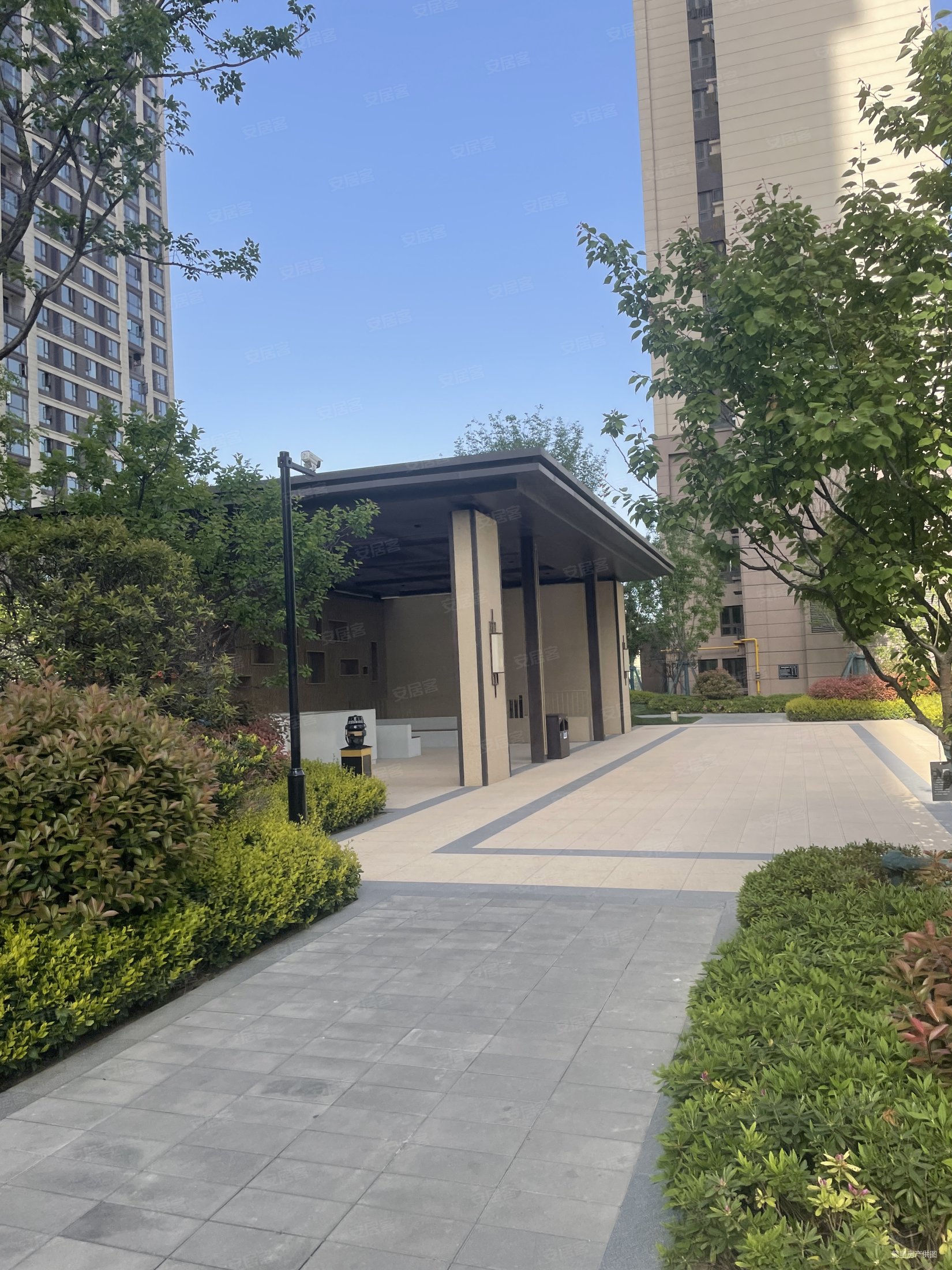 建业定鼎府三期4室2厅2卫138㎡南北115万