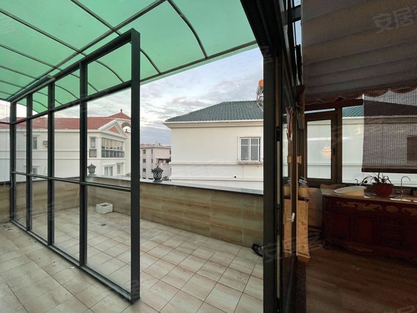 厦门思明厦大珍珠湾花园环岛路3号线地铁口,珍珠湾花园独栋别墅,带大