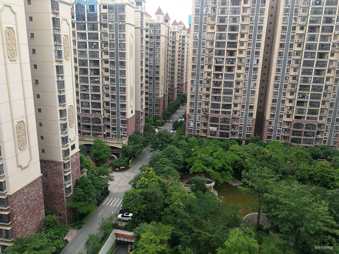 湖景花园(宾阳)4室2厅2卫126㎡北62万