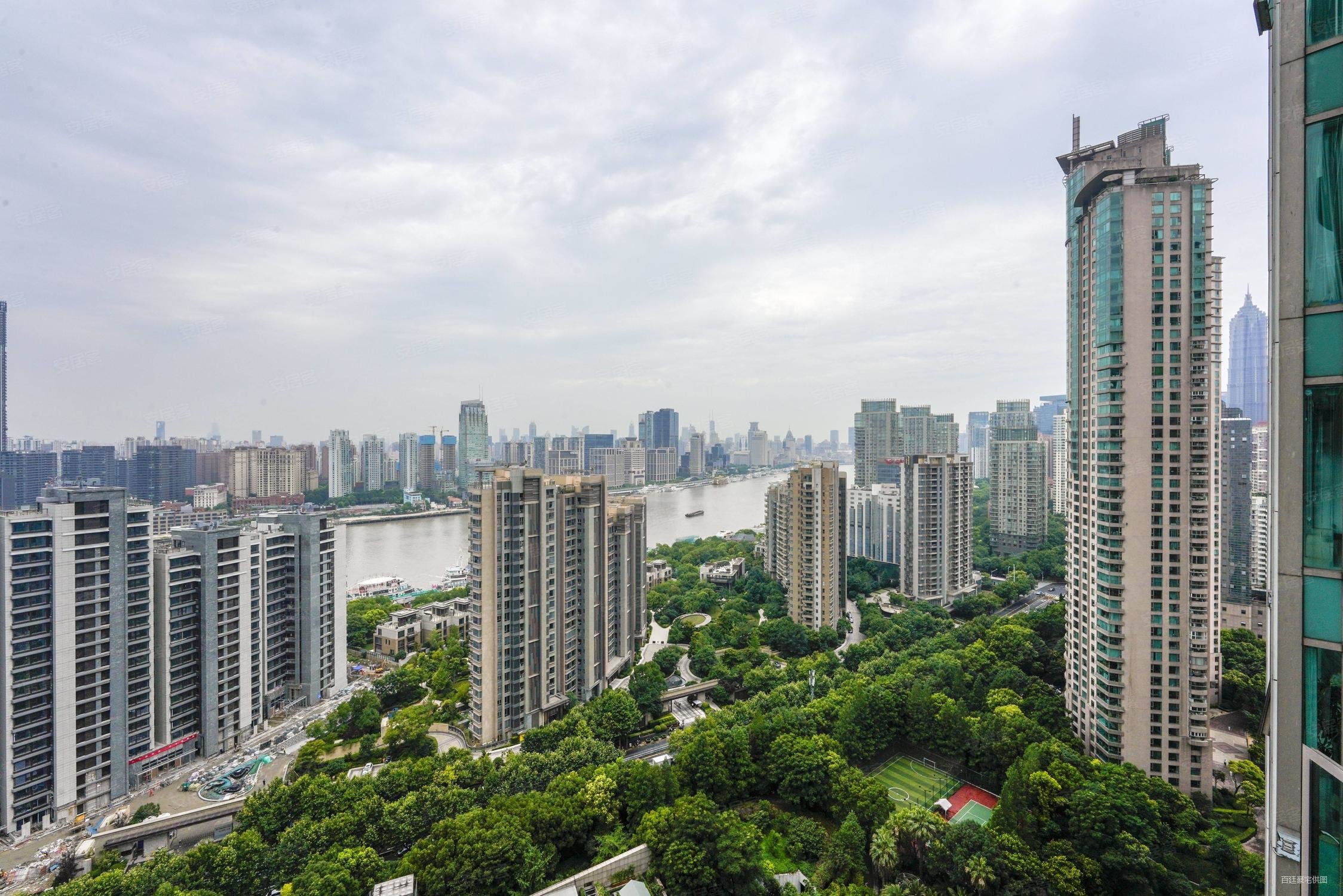 世茂滨江花园北区小区绿化高精装可拎包入住满五