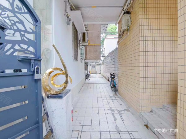 合群一马路大院2室2厅1卫70㎡南600万