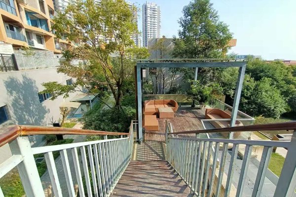 蓝山湾优点,不足,蓝山湾怎么样,蓝山湾周边房产中介经纪人评价-乐山