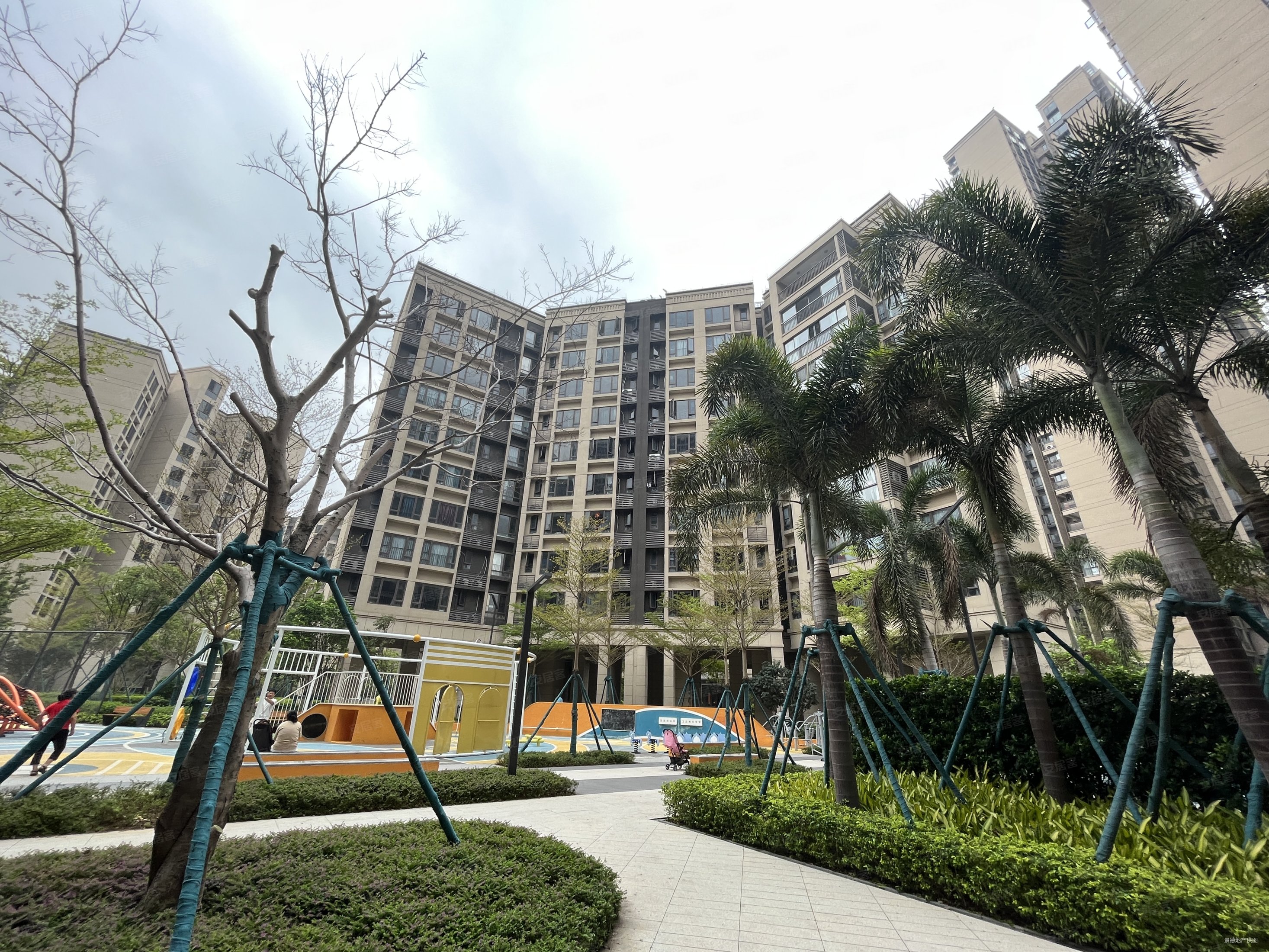 保利珑玥公馆(还有30万空间)精装修现楼清货 南向四房两卫