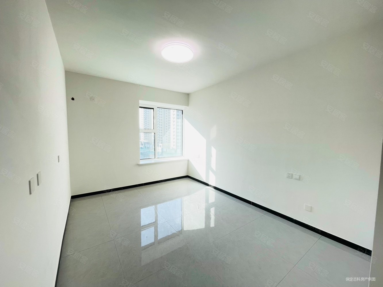 云水湾3室2厅2卫133㎡南北102.77万