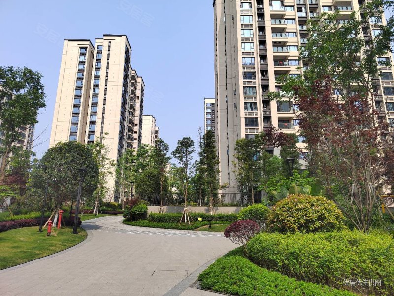 渝北中央公园万科精装楼盘小洋楼价格可谈