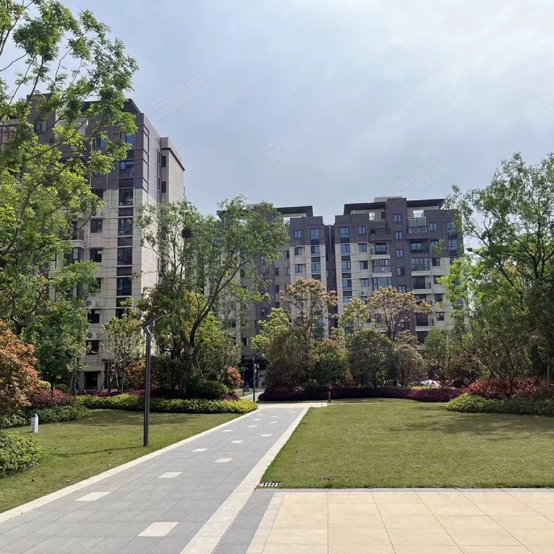 恒达盘龙湾梅苑三环以外