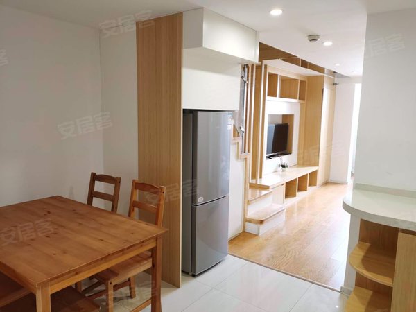 上海浦东唐镇星纪元高楼层 随时看房 精装复式两房 近2号线唐镇站500