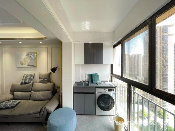 (全新精装)(急售送车位),南山维拉二手房,129万,3室2厅,1卫,95.