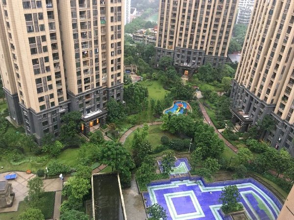 重庆九龙坡杨家坪金茂珑悦(南区)金茂珑悦(南区) 3室2厅2卫 105平