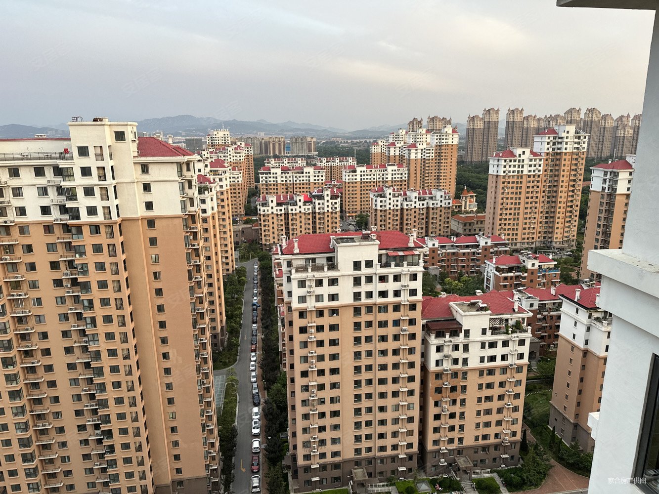 龙泽华府北区(19-48号楼)4室2厅3卫180㎡南北108万