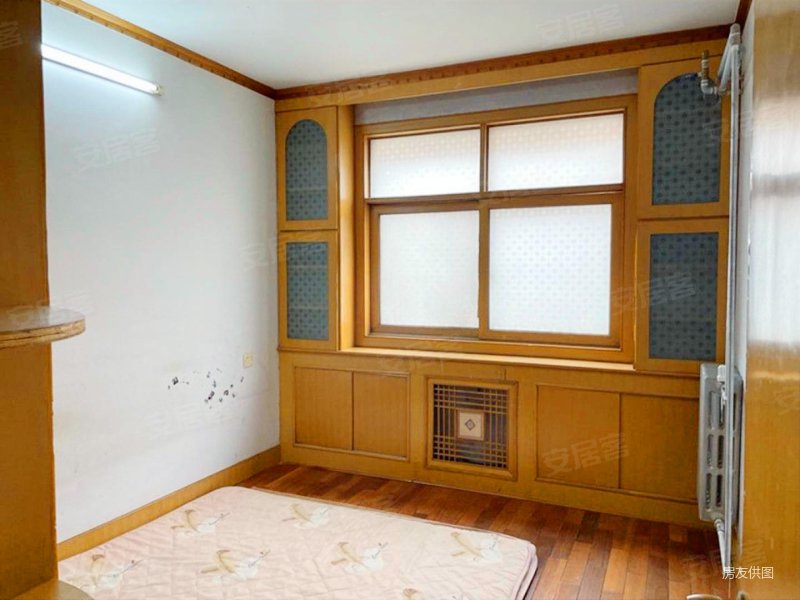 郑州房产网>郑州二手房>二七二手房>嵩山路二手房>郑飞小区(东区)>800