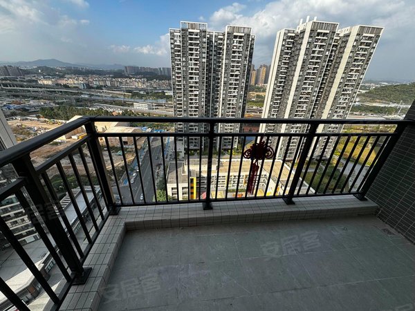 广州黄埔鱼珠富颐华庭心交付 gd小区 免停车 富颐华庭 三房视野无遮挡