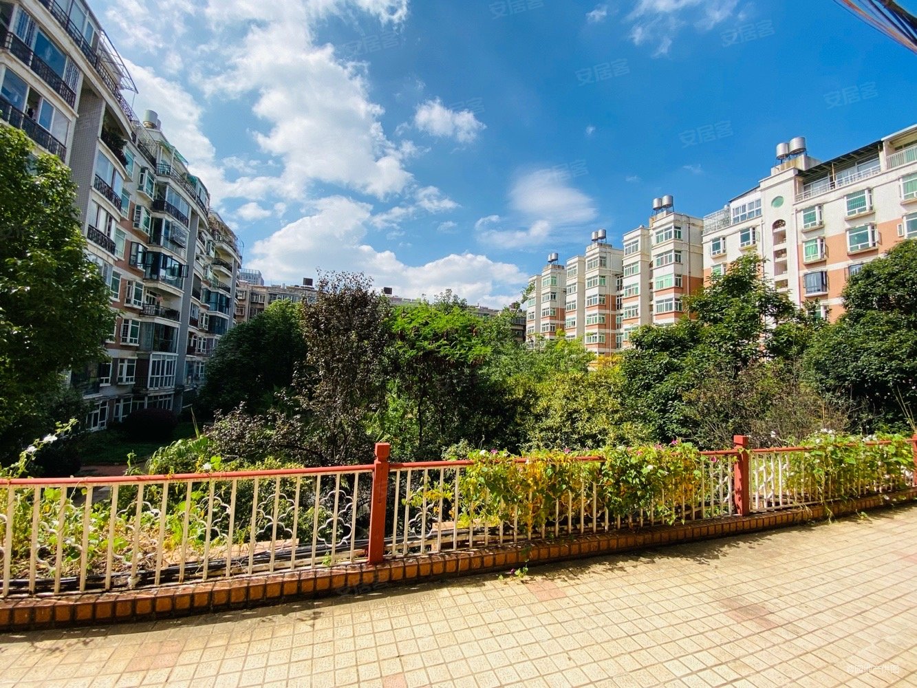 兴隆花园3室2厅1卫93.61㎡南北90万