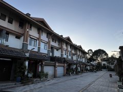 昆明西山滇池度假区精装出租 停车方便 户型方正出租房源真实图片