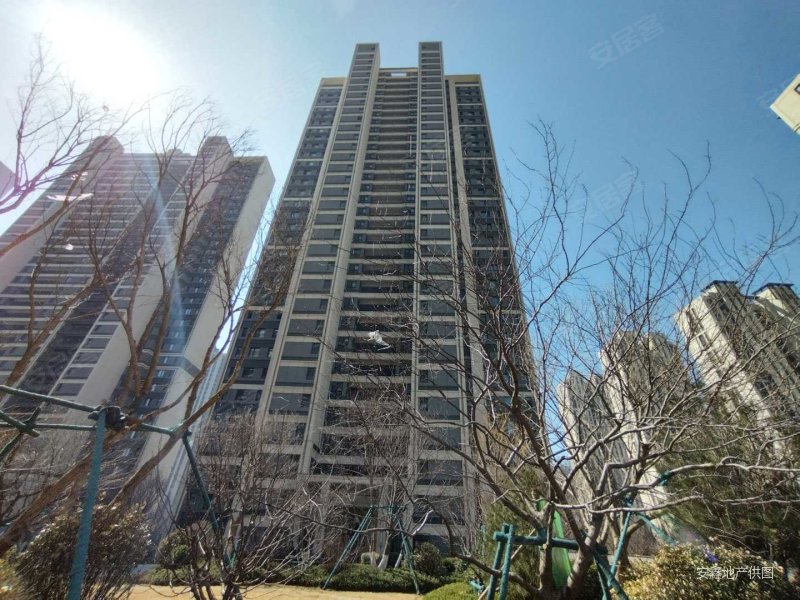 招商臻园 一手房手续 集中供暖 近地铁 南北通透 有电梯