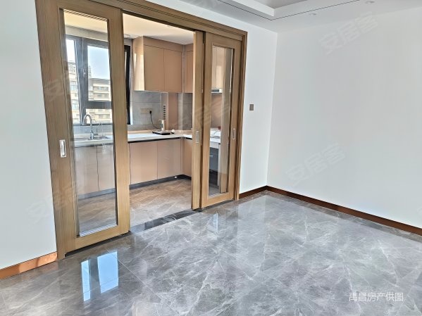 即墨城西(禹州朗廷府电梯洋房143平套三双卫)上华山路和萃英,禹洲朗廷