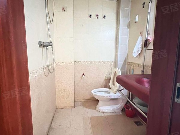 包头青山一宫环岛六合新城(三区)给配床 沙发茶几 冰箱洗衣机出租房源真实图片