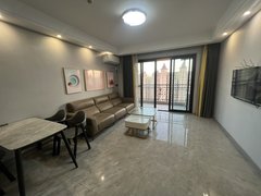 温岭城西温岭银泰银泰恒隆商业街附近湖畔一号两室一厅三朝南精装家具齐包物业宽带出租房源真实图片