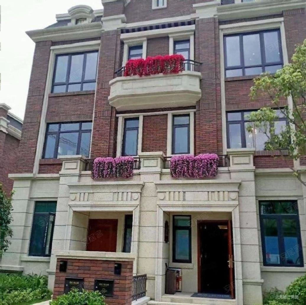 艺境松山湖(别墅)4室2厅4卫171㎡南389万